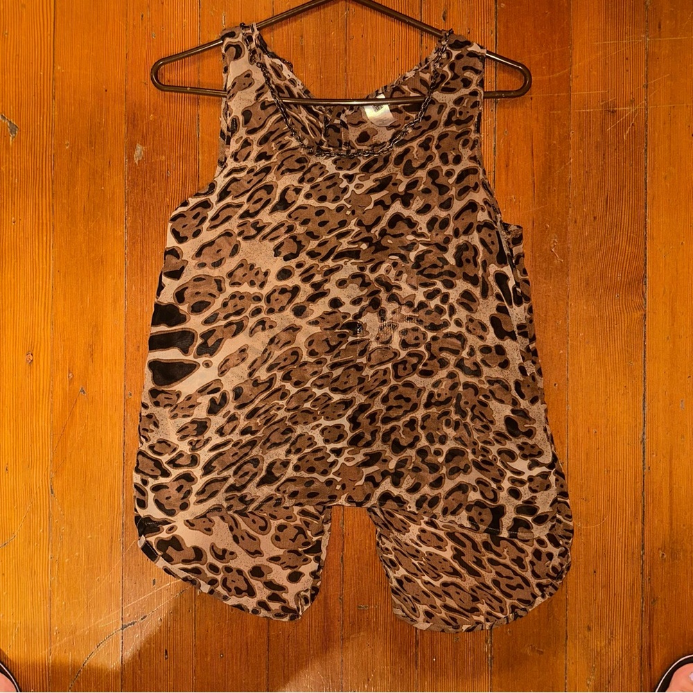 Leopard Print Sheer Tank Top Metal Chain Collar Button Down Back Detail